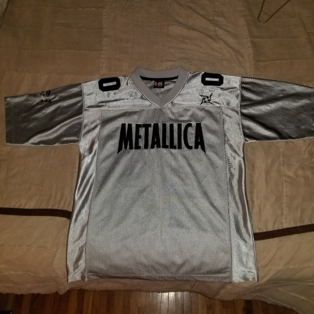 Metallica tour jersey